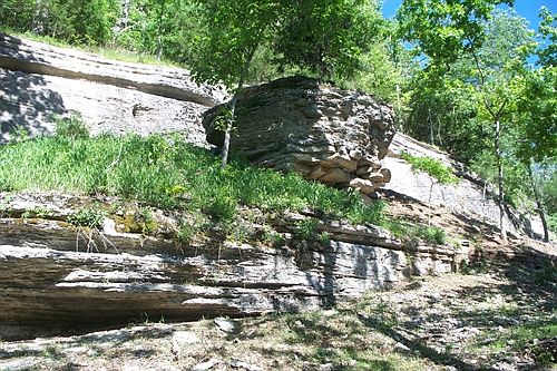 Many pieces of Natural
        Ar