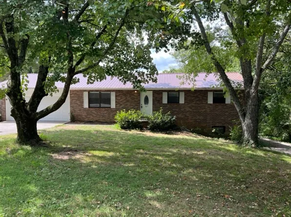 1551A Clendenen Rd, Maryville, TN 37801