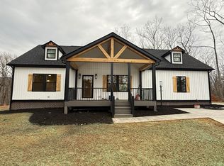 200 Saunders Point Rd, Huddleston, VA 24104