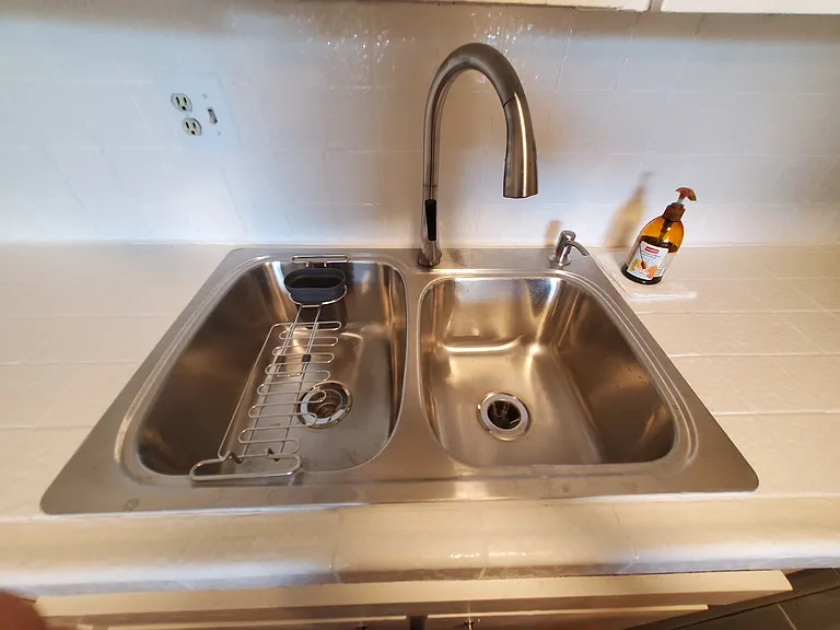 9070 Huntington Dr #6 — Photo 18