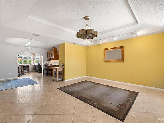 3rd image of 7416 Golf Dr