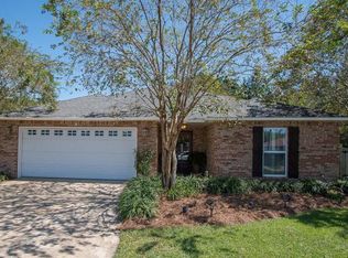 10512 Shore Cv, Biloxi, MS 39532