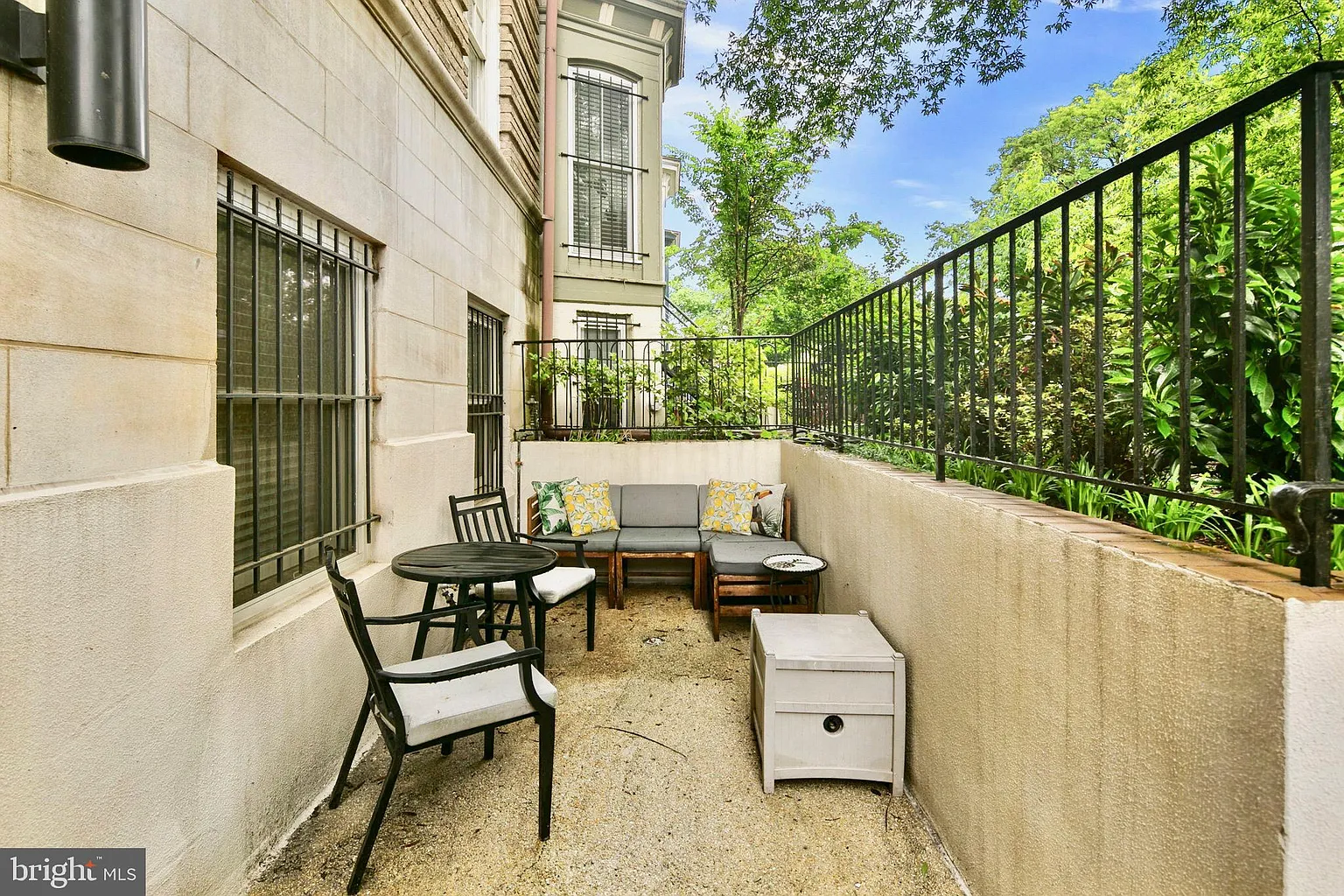 1930 New Hampshire Ave NW #1 photo 1