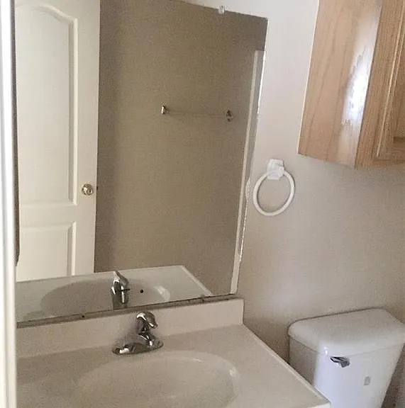 812 N Cross Ln #4 — Photo 19