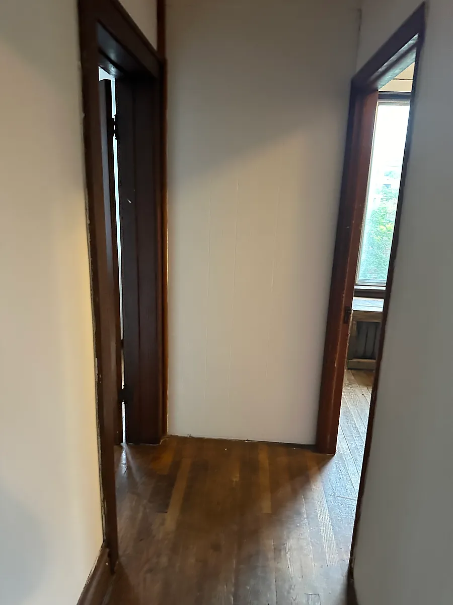 Building Photo - 509 State St #1