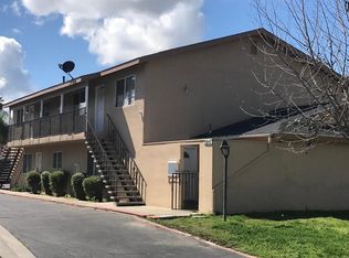 3217 W Campus Ave, Visalia, CA 93277