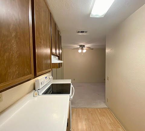 4th image of 751 N Los Felices Cir W