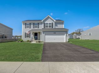 1032 Pauline Pl, Plano, IL 60545