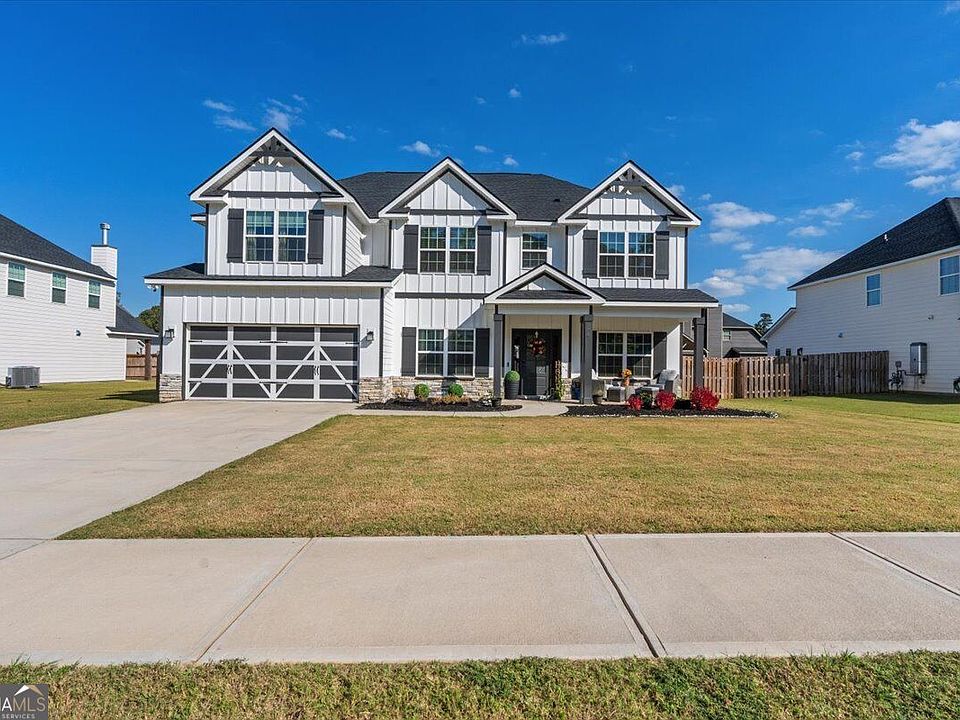 1st image of 876 Kilworth Cir