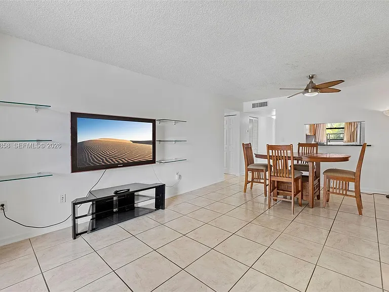 10835 SW 112th Ave #305 — Photo 19