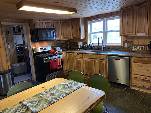 Kitchen with newer appliances