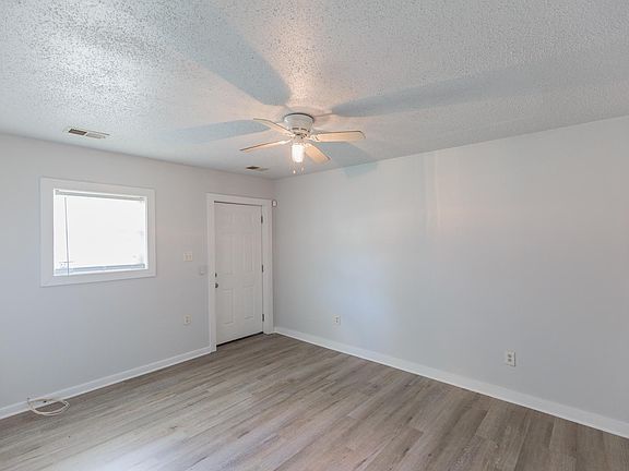 5th image of 1412 Lenmore St