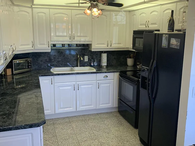 146 Somerset H #146-H — Photo 21