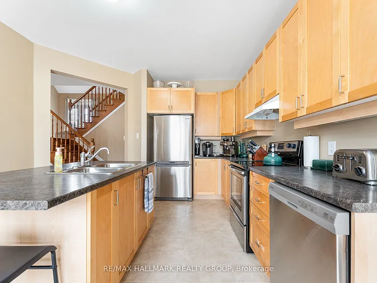 224 Tempest Dr — Photo 15