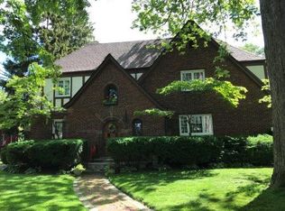 464 Neff Rd, Grosse Pointe, MI 48230