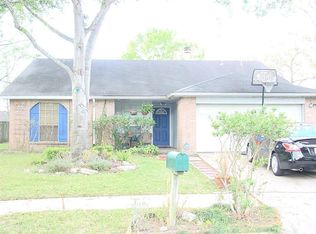 2523 Maple Tree Ct, Stafford, TX 77477