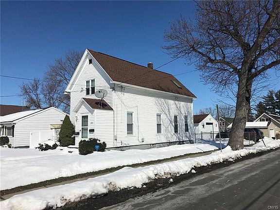 2nd image of 200 Norwood Ave