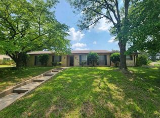 1100 Seminole Ln, Longview, TX 75605