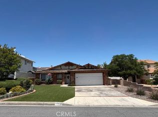 17950 Fremontia Ln, Victorville, CA 92395
