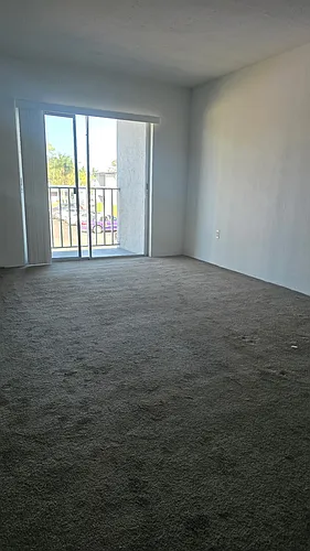 1917 Maravilla Ave #20 Photo 1