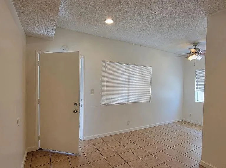 4342 W 130th St #12 — Photo 10