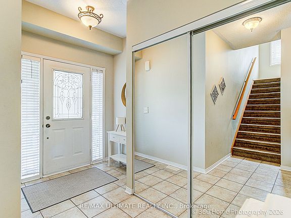 3rd image of 53 Wilshire Dr