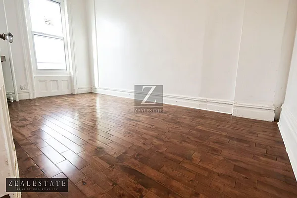 Rented by ZealEstate Group Inc | media 23