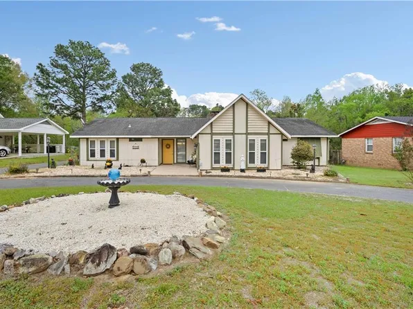 8301 Twin Lakes Dr, Mobile, AL 36695