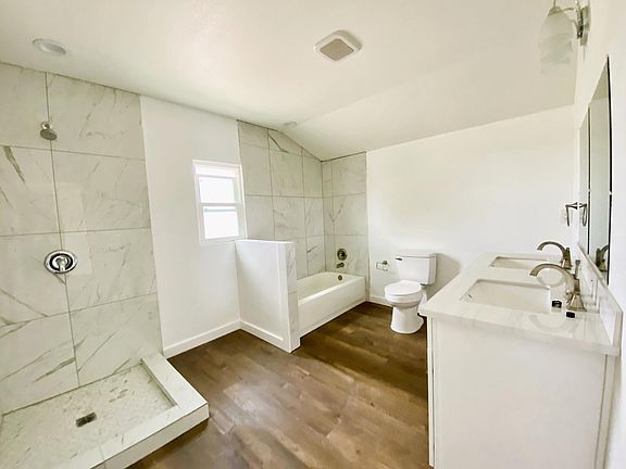 4th image of 367 Jasmine Ln #367