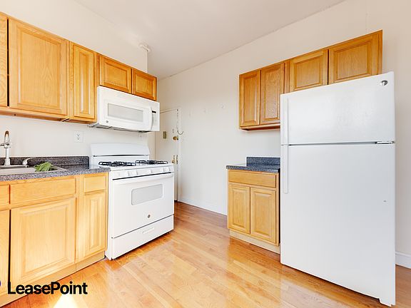 3rd image of 473 W 158th St APT 68