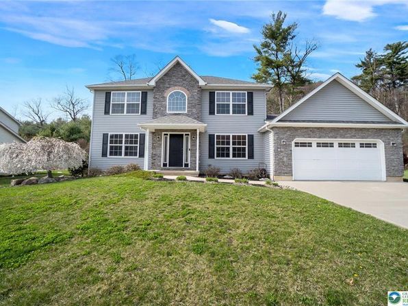 621 E Princeton Ave, Palmerton, PA 18071