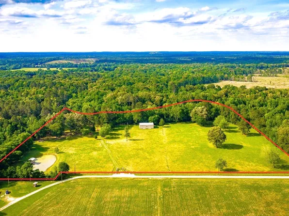 968 Oats Rd, Livingston, TX 77351