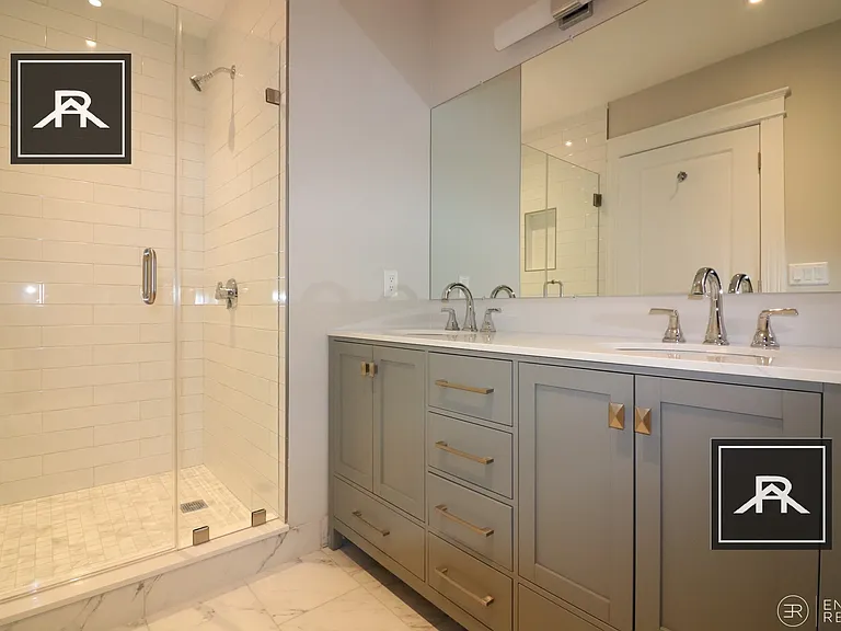 13 Stearns Rd #6 — Photo 7