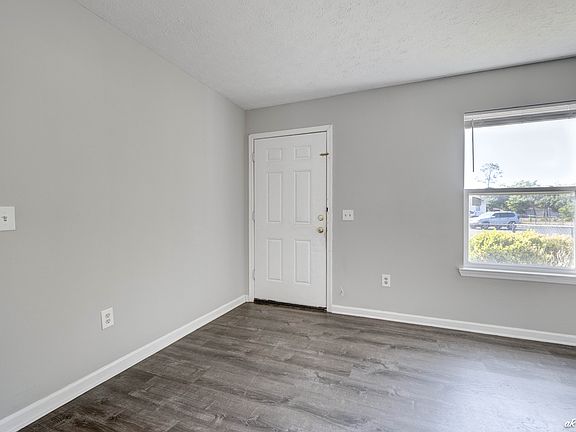 2nd image of 3720 Burnham Way