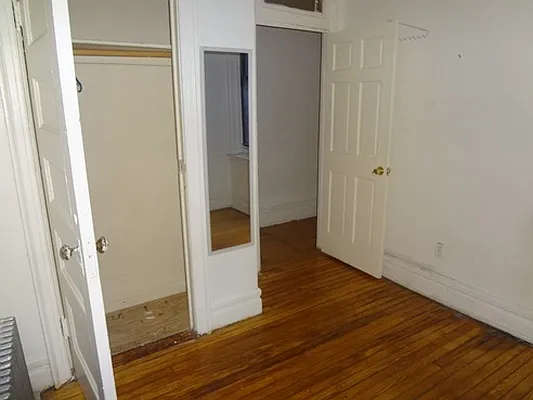 Rented by 5 Boro Realty Corp | media 27