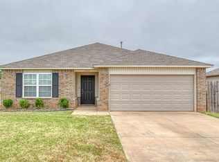 1325 Quartz Pl, Noble, OK 73068