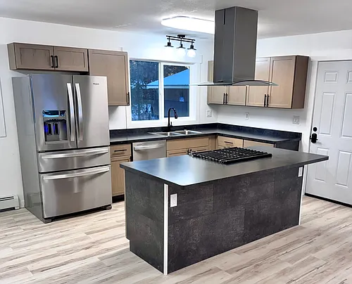385 W Bering Ave Photo 1