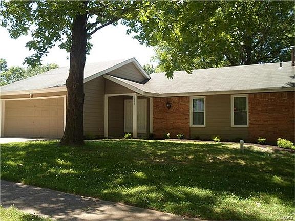 2nd image of 12639 Meadowdale Dr