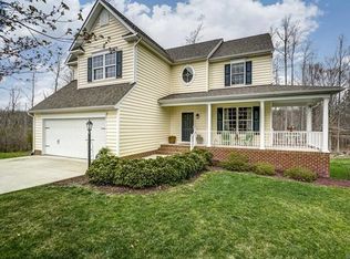 11300 Weeping Cherry Ln, Moseley, VA 23120