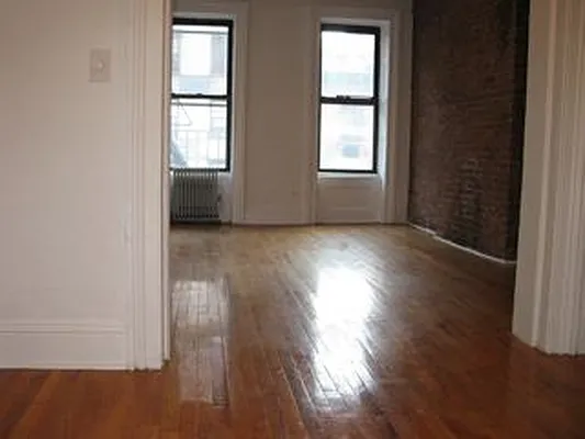 Rented by City Heights Realty | media 15