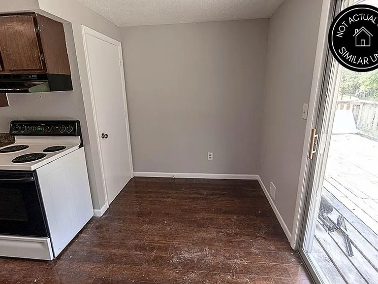 1309 N Golf Blvd #A — Photo 8