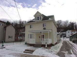 202 Freeling St, Point Marion, PA 15474