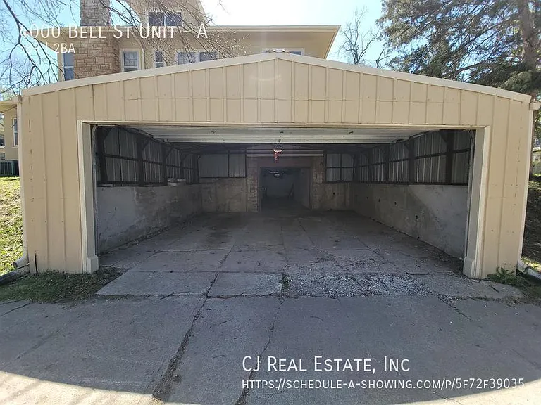 4000 Bell St #A — Photo 11