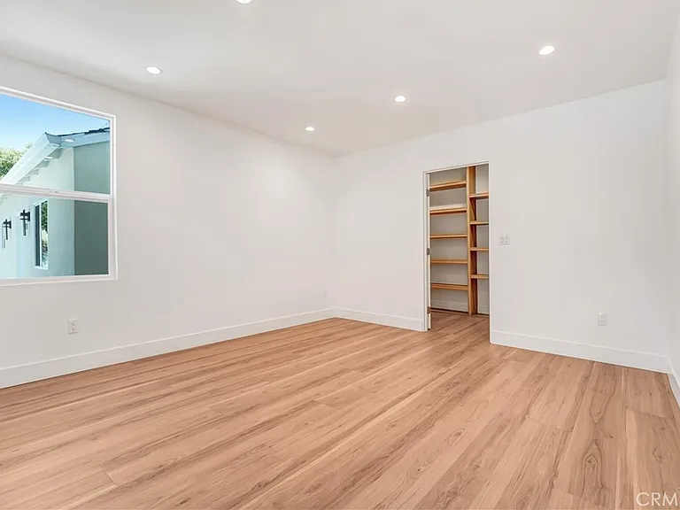 6722 Katherine Ave — Photo 18