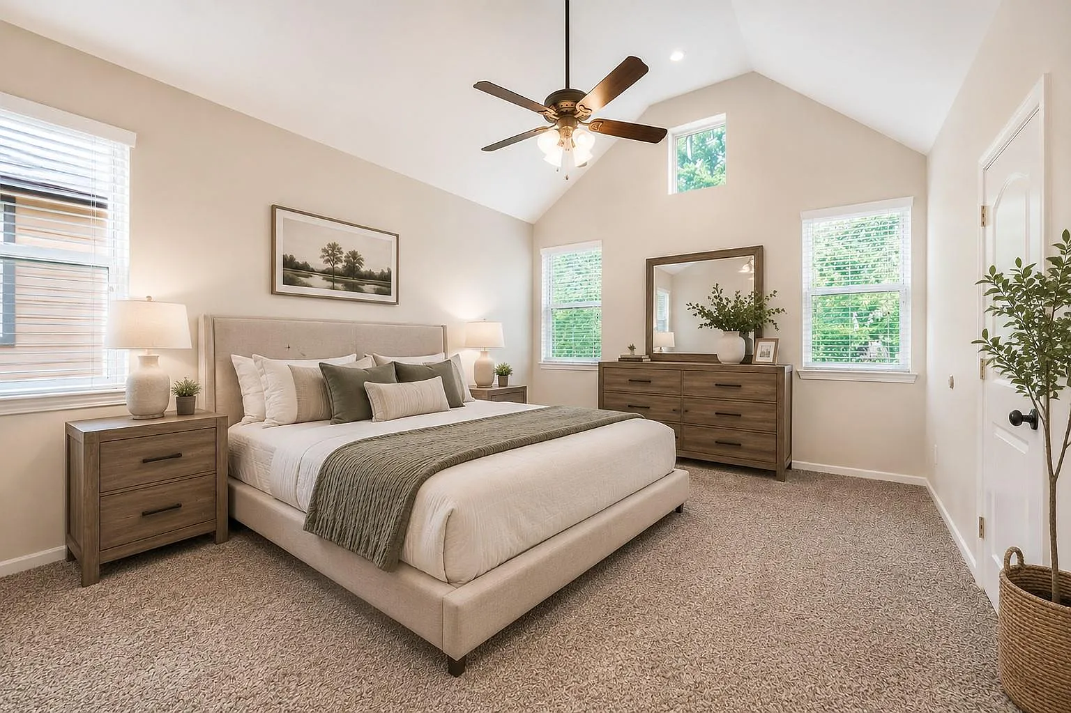 3 bed, 2.5 bath, 1763 sqft, $2,000 — Photo 4