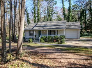 2810 Lanier Beach South Rd, Cumming, GA 30041