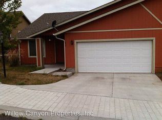 854 SE Strawberry Ln, Madras, OR 97741