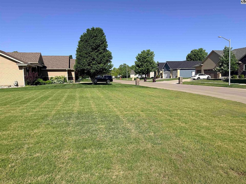 2nd image of 0 Heritage Dr