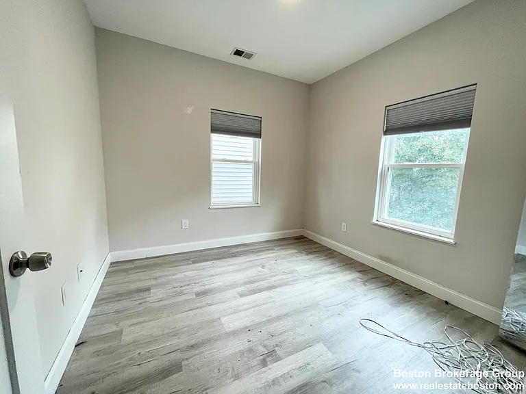 113 Hillside St #3 — Photo 3