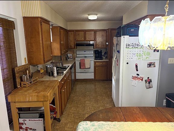 5th image of 225 N Sehorn St